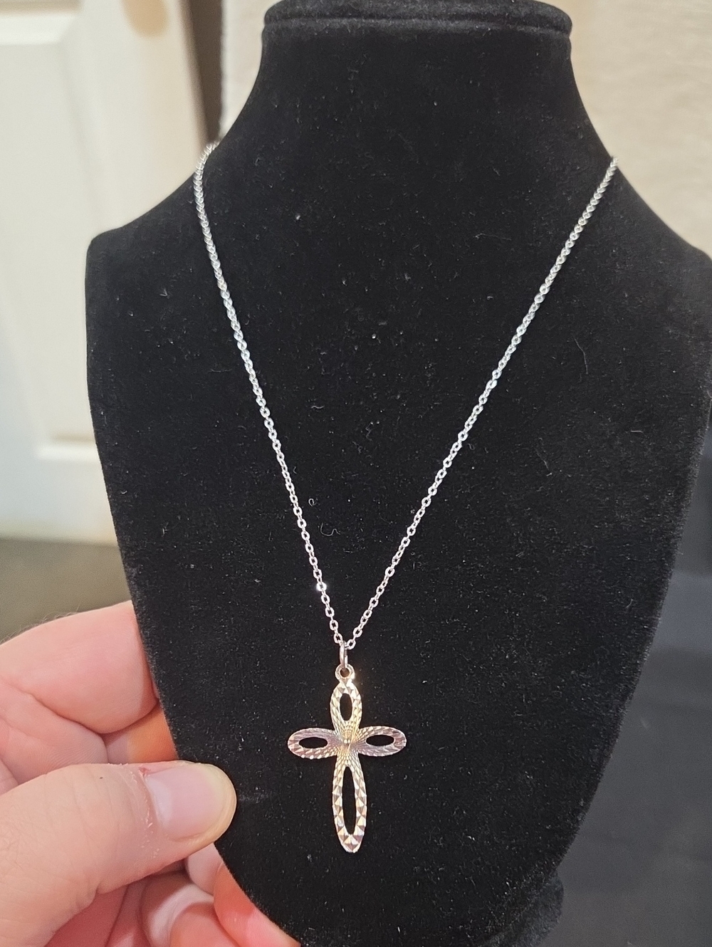 SILVER-TONE CROSS NECKLACE
